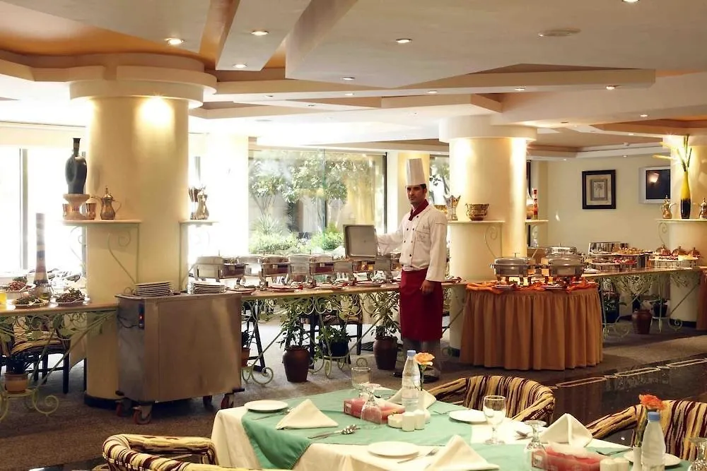 Madareem Hotel Riyadh 4*,